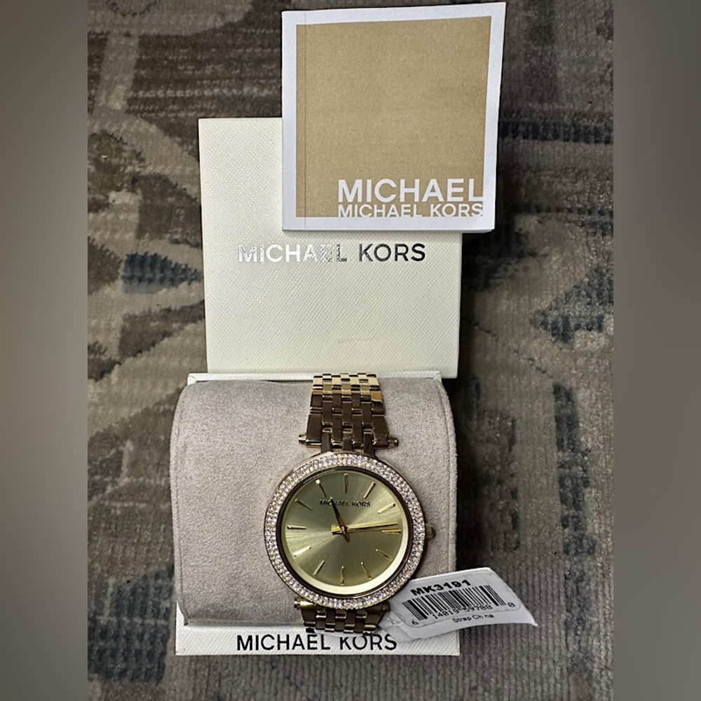 NWT Gold-Tone Stainless Steel Bracelet Watch - Pavé Case by Michael Kors